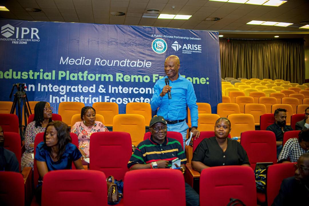 Media Roundtable & Zone Tour (4)