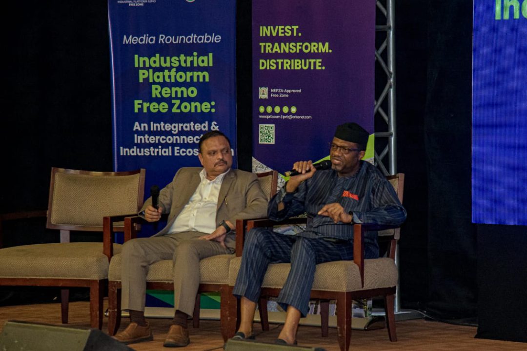 Media Roundtable & Zone Tour (5)